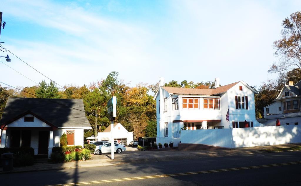 Alpine Inn Hot Springs Buitenkant foto